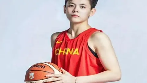 “2025赛季中超联赛提前落幕 足协杯明年1月初开启 决赛排定1月15日”